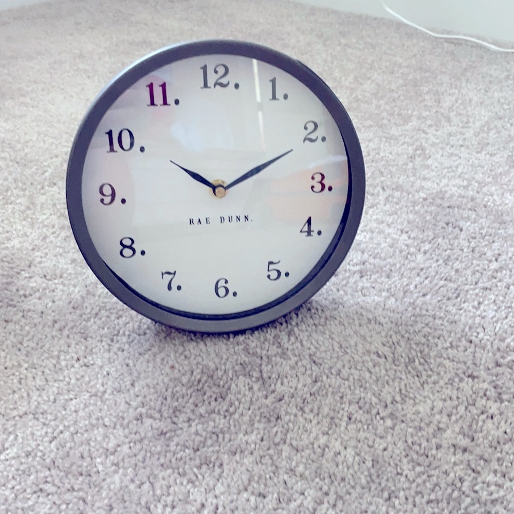 Rae Dunn clock — battery operated